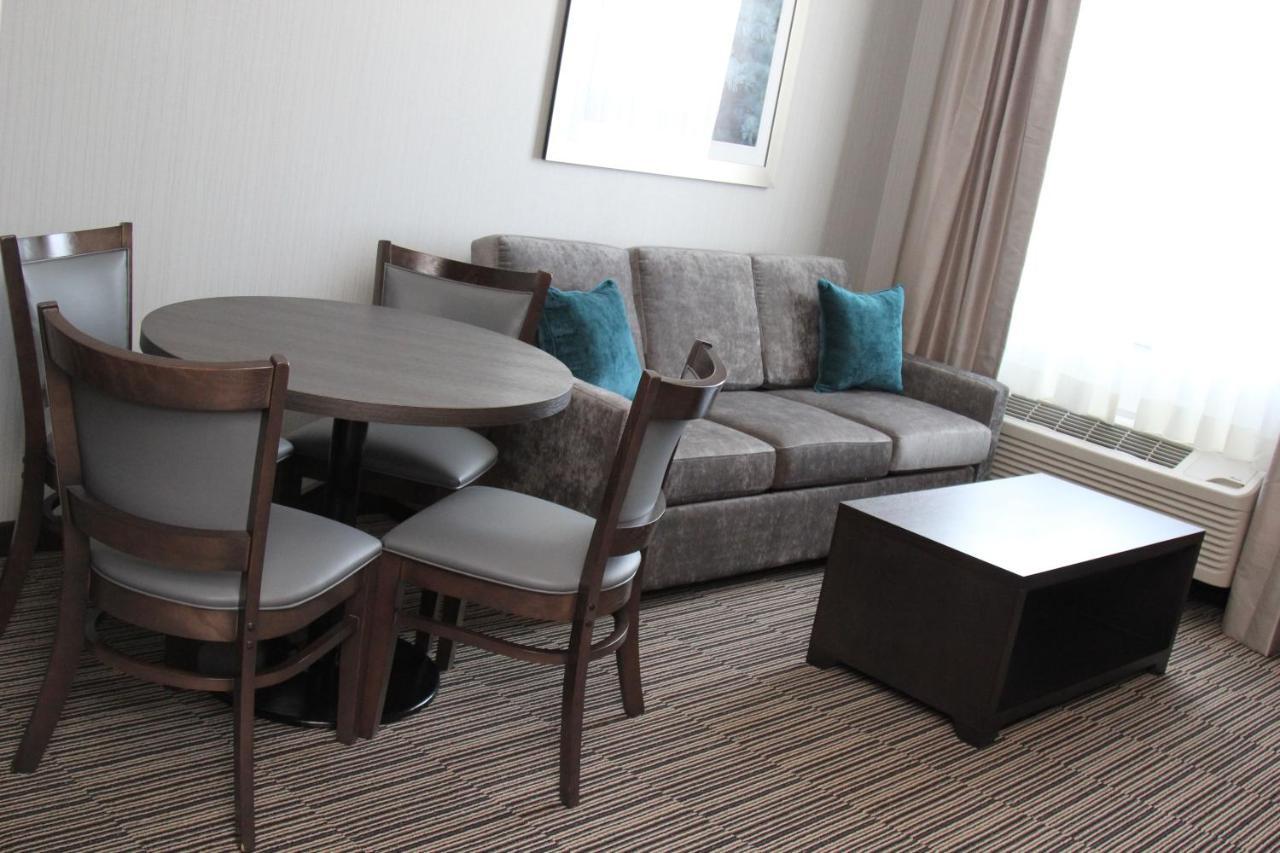 Best Western Plus Airdrie Gateway Eksteriør bilde