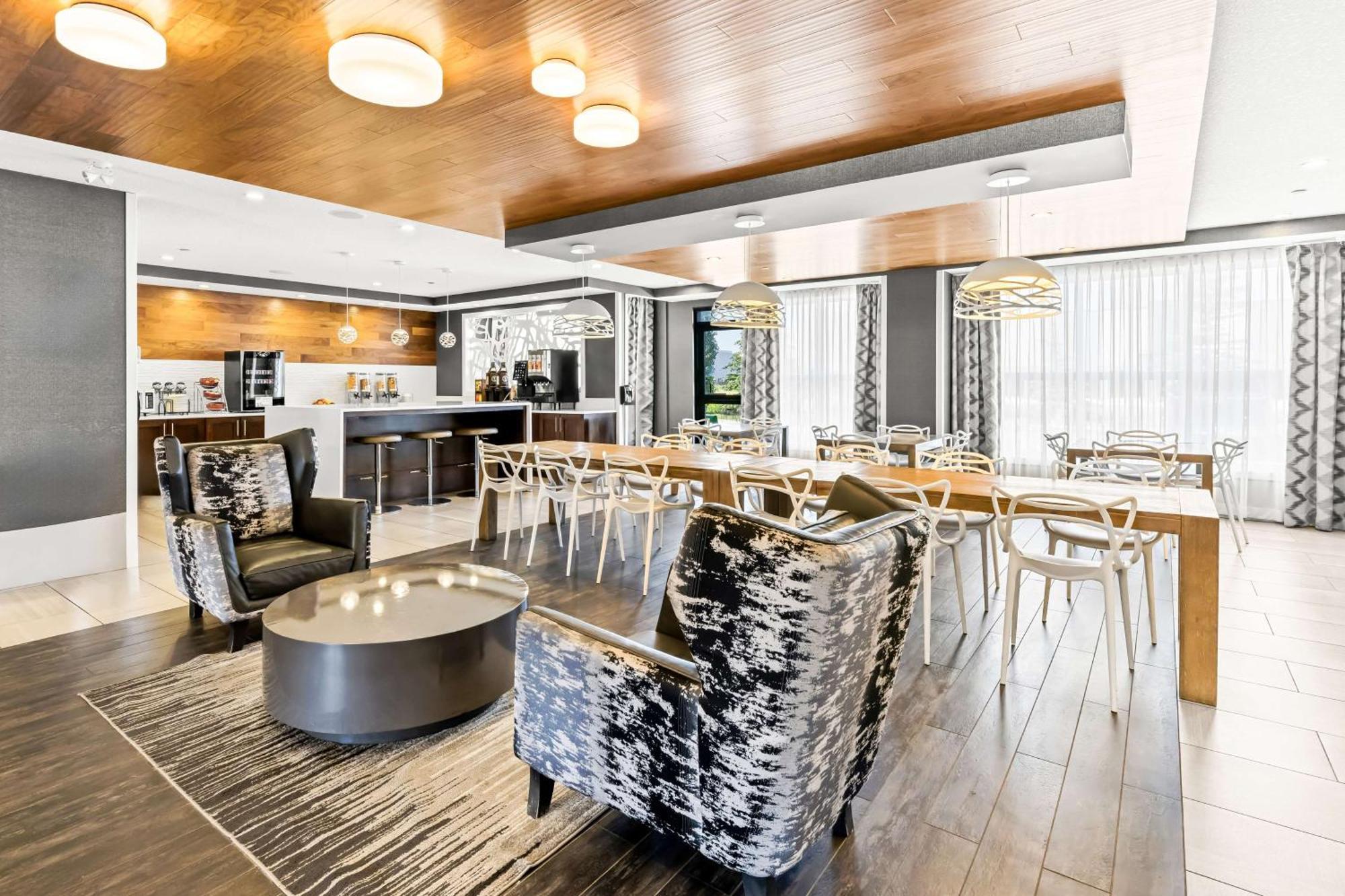 Best Western Plus Airdrie Gateway Eksteriør bilde