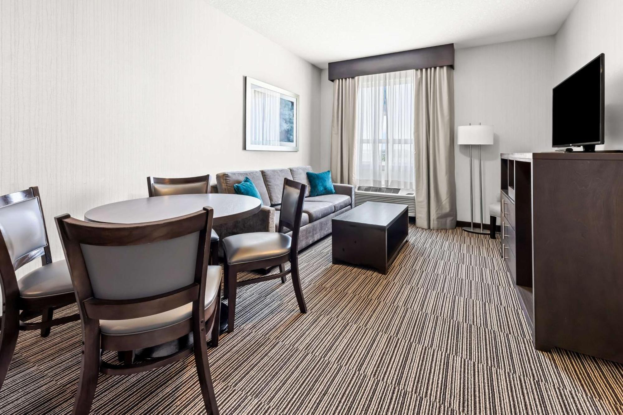 Best Western Plus Airdrie Gateway Eksteriør bilde